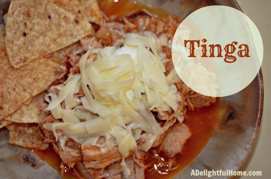 tinga with corn chips