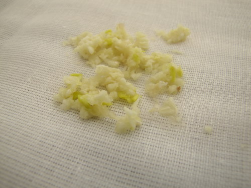 crushed-garlic